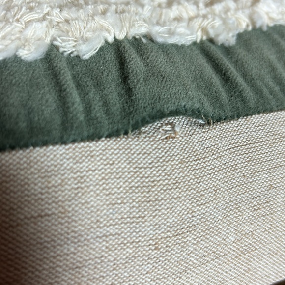 Green Velvet Merry Christmas Embroidered Pillow Gift Bike Metallic Floral - Picture 11 of 15